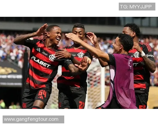 2粒进球2张红牌，世俱杯巅峰对攻战！大巴黎晋级4强，拜仁双重打击