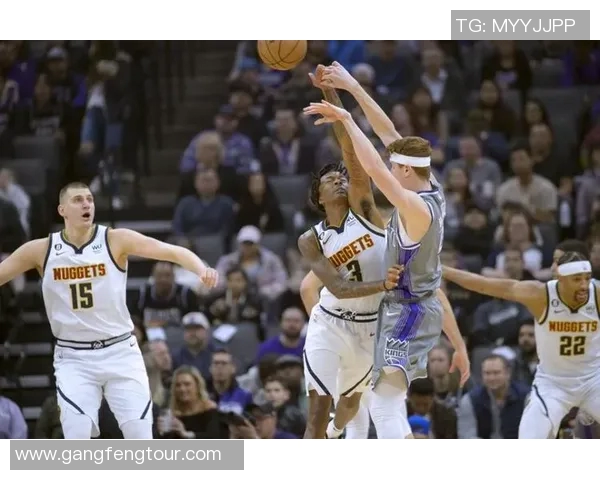 8日NBA精彩对决骑士与掘金全场录像回放及精彩瞬间分析